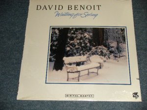 画像1: DAVID BENOIT - WAITING FOR SPRING (SEALED CUT OUT) / 1989 US AMERICA ORIGINAL "BRAND NEW SEALED"  LP