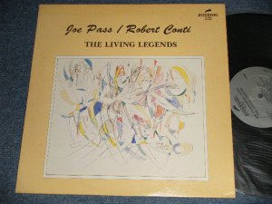 画像1: JOE PASS - THE LIVING LEGENDS (MINT-/MINT-) / 1985 US AMERICA ORIGINAL Used LP