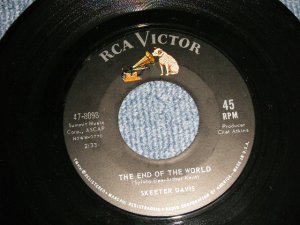 画像1: SKEETER DAVIS -  A) THE END OF THE WORLD  B) SOMEBODY LOVES YOU (Ex++/Ex++)/ 1963 US AMERICA ORIGINAL Used 7" 45rpm Single 