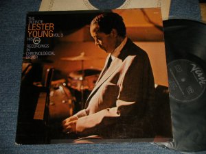 画像1: LESTER YOUNG - THE DEFINITE LESTER YOUNG VOL.3 (Ex+++/MINT TOC) /1966 WEST GERMANY ORIGINAL Used LP 