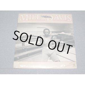 画像: MILES DAVIS - TURN UP  / 1977 US ORIGINAL Sealed 2LP'S  