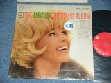 画像: DORIS DAY - CHRISTMAS ALBUM ( MINT-/MINT-,Ex ) / 1964 US AMERICA ORIGINAL Black 360 Sound Label STEREO  Used LP