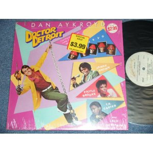 画像: OST / V.A. (JAMES BROWN,PATTIE BROOLS,T.K.CARTERDEVO,) - DOCTOR DETROIT ( Cast:DAN AYKROYD of BLUES BROTHERS : Ex++/Ex++) / 1983 US AMERICA  ORIGINAL Used LP 