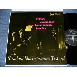 画像: OSCAR PETERSON TRIO -  AT THE STRATFORD SHAKESPEAREAN FESTIVAL  ( Ex++/MINT- ) /  1974? HOLLAND  Used LP 