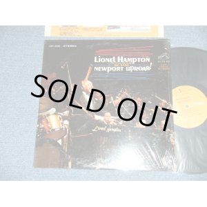 画像: LIONEL HAMPTON & his ALL STAR ALUMNIBIG BAND - NEWPORT UPROAR!  ( MINT-/MINT- )  / 1968 US AMERICA ORIGINAL Used  LP