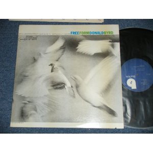 画像: DONALD BYRD - FREE FORM  (Ex++/MINT-  :Cut Out ) / Mid 1970's  US AMERICA REISSUE " Dark Blue with White "b" Logo on Label" Used LP 