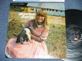 画像: SKEETER DAVIS -  MY HEARTS IN THE COUNTRY ( Ex+++/Ex+++ Looks:Ex+++)  / 1966 US ORIGINAL STEREO  Used LP