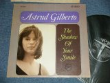 画像: ASTRUD GILBERTO - THE SHADOW OF YOUR SMILE (Ex+++, Ex+/Ex+++ B-1,2:Ex BB, WOBC) / 1965 US AMERICA ORIGINAL STEREO Used LP