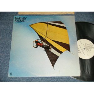 画像: BURNEY KESSEL - SOARING ( Ex/MINT- )  / 1977 US AMERICA ORIGINAL Used LP