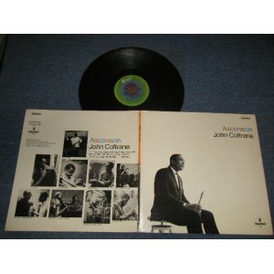 画像: JOHN COLTRANE  - ASCENSION (Ex+++/MINT- Looks:Ex+++) / 1974 Version US AMERICA "GREEN Label" Used LP