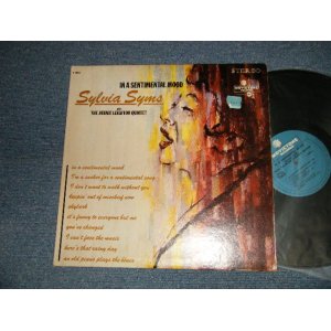 画像: SYLVIA SYMS  - IN A SENTIMENTAL MOOD (Ex+++/MINT-~Ex+++ STOFC) / 1967 US AMERICA ORIGINAL STEREO Used LP