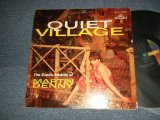 画像: MARTIN DENNY - QUIET VILLAGE (VG++/Ex++ EDSP) / 1960 Version US AMERICA 2nd Press "COLOR LIBERTY" Label STEREO Used  LP  