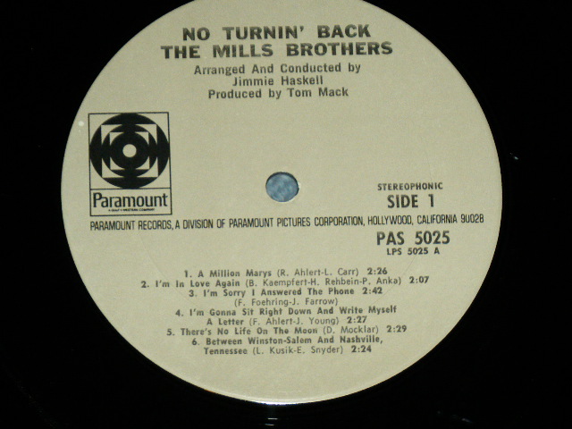 画像: The MILLS BROTHERS - NO TURNIN' BACK  ( Ex++/Ex++ ) /  1971 US AMERICA ORIGINAL Used LP 