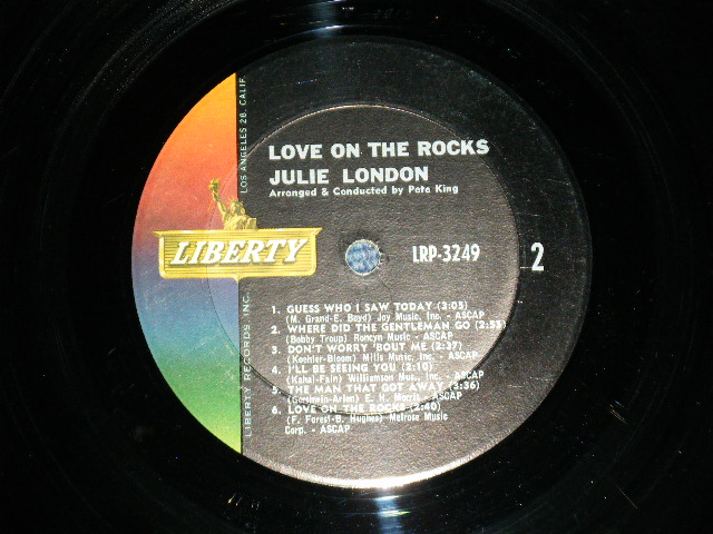 画像: JULIE LONDON - LOVE ON THE ROCKS(Ex++/Ex+++ )  / 1963 US AMERICA ORIGINAL "1st Press Label" MONO Used LP 