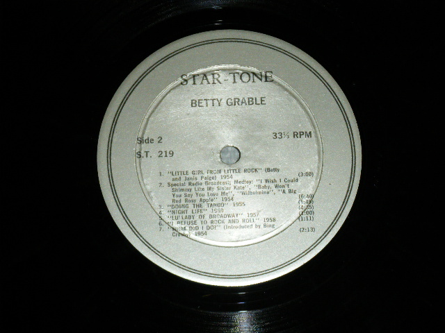 画像: BETTY GRABLE ( MOVIE STAR) - 18 PREVIOUSLY UNRELEASED PERFORMANCES 1934 THRU 1960 ( Ex+++/MINT- )  / 1960 US AMERICA ORIGINAL Used  LP 