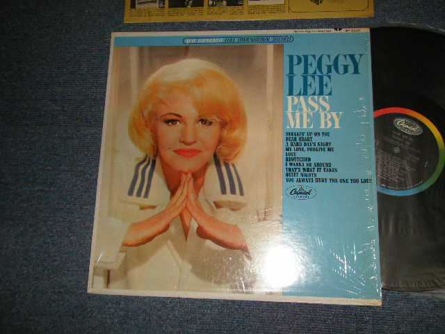 画像1: PEGGY LEE - PASS ME BY (MINT-/MINT- A-5:Ex+++ Looks:Ex++) / 1965 US AMERICA ORIGINAL 1st  Press "BLACK With RAINBOW 'CAPITOL' Logo on TOP  Label"  STEREO Used LP 