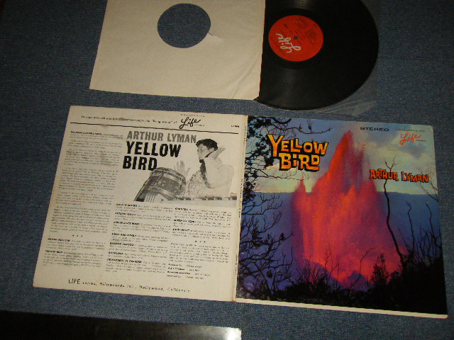 画像1: ARTHUR LYMAN - YELLOW BIRD (Ex++/Ex+ Looks:Ex+++ EDSP)  / 1961 US AMERICA ORIGINAL "GATEFOLD JACKET Version" STEREO Used LP 